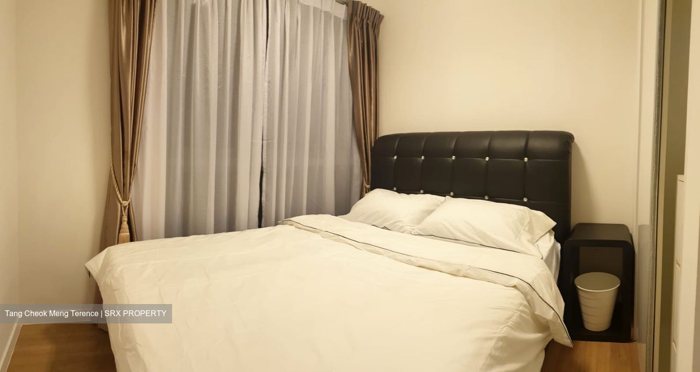 The Lakefront Residences (D22), Condominium #373707521